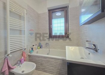 Bagno - Three-room apartment via aldo bibolini, Roma - photo 29