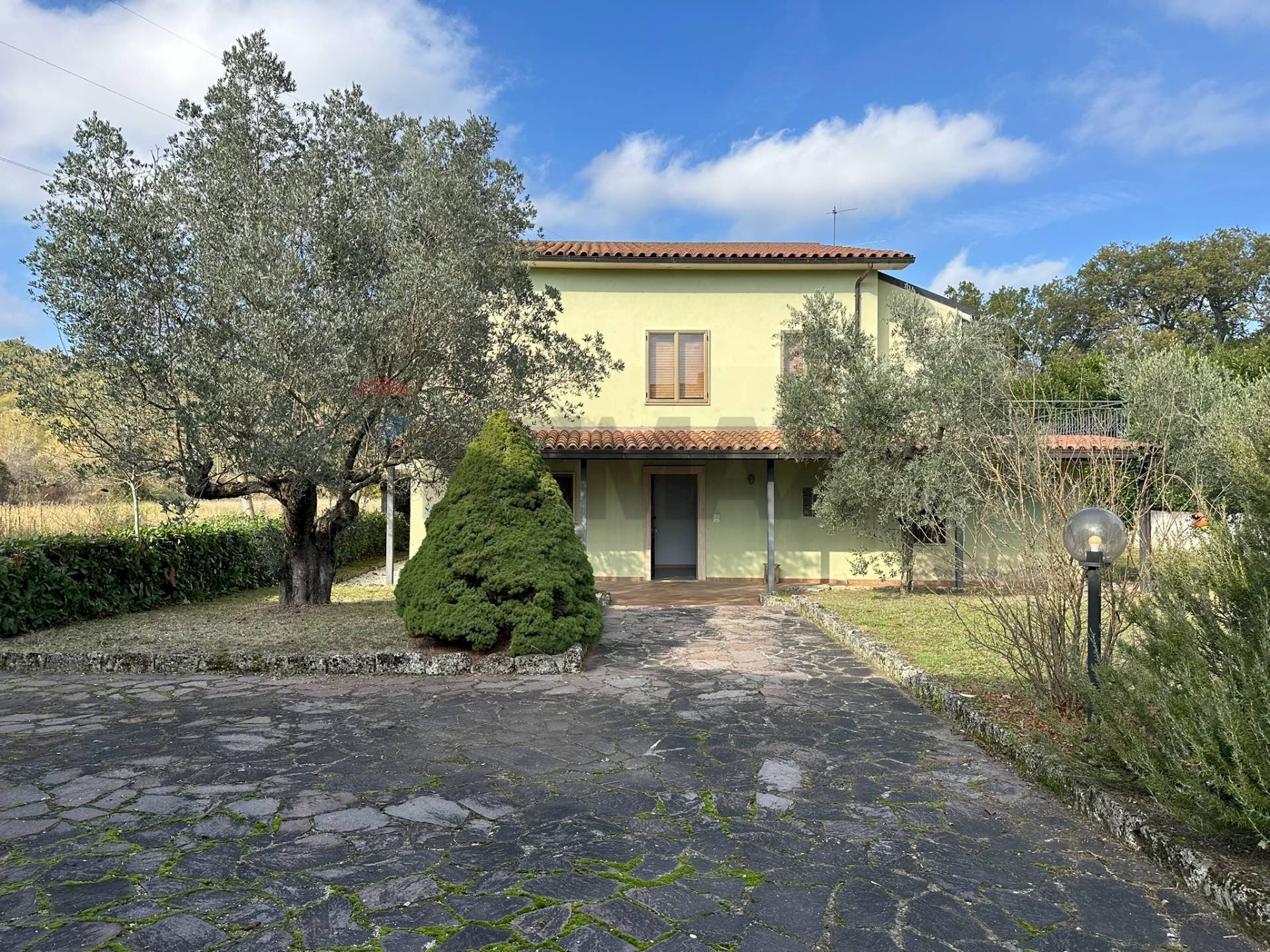 Casa all\'aperto - Independent house Via Madonna delle Grotte
 
161, Rocchetta a Volturno - photo 1