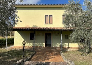 Casa all\'aperto - Independent house Via Madonna delle Grotte
 
161, Rocchetta a Volturno - photo 3