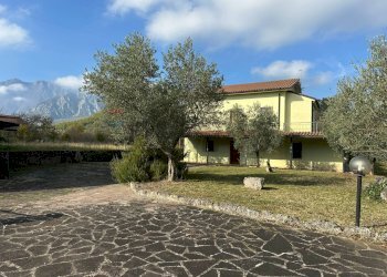 Casa all\'aperto - Independent house Via Madonna delle Grotte
 
161, Rocchetta a Volturno - photo 4