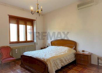 Camera / camera da letto - Independent house Via Madonna delle Grotte
 
161, Rocchetta a Volturno - photo 8