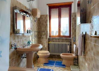 Bagno - Independent house Via Madonna delle Grotte
 
161, Rocchetta a Volturno - photo 13