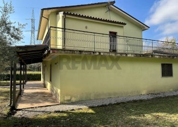 Casa all\'aperto - Independent house Via Madonna delle Grotte
 
161, Rocchetta a Volturno - photo 30