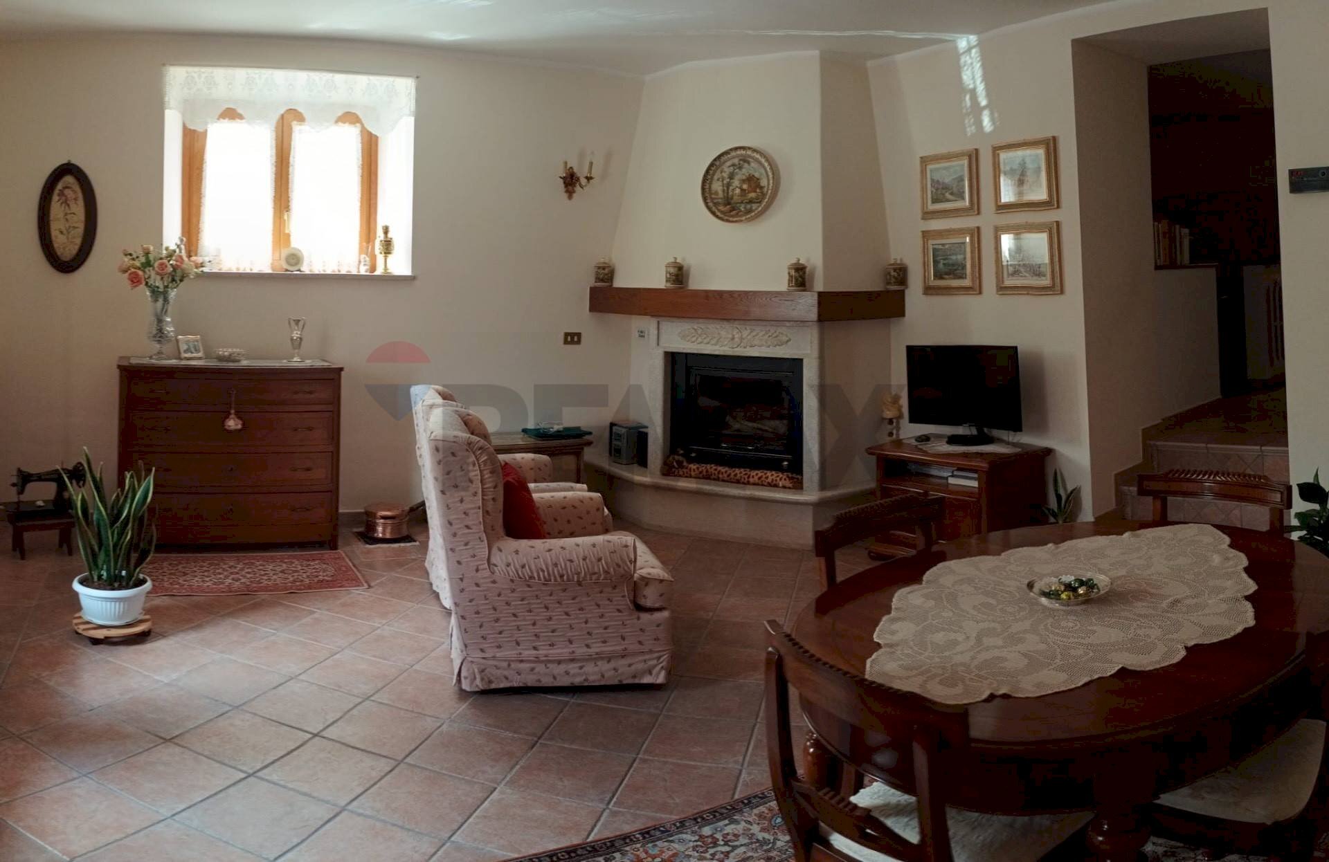 Sala da pranzo - Independent house SS83
 
5, Opi - photo 1