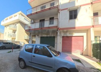 Edificio all\'aperto - Office via Enna
 
11, Carini - photo 4