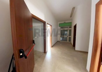 Hall / corridoio - Office via Enna
 
11, Carini - photo 11