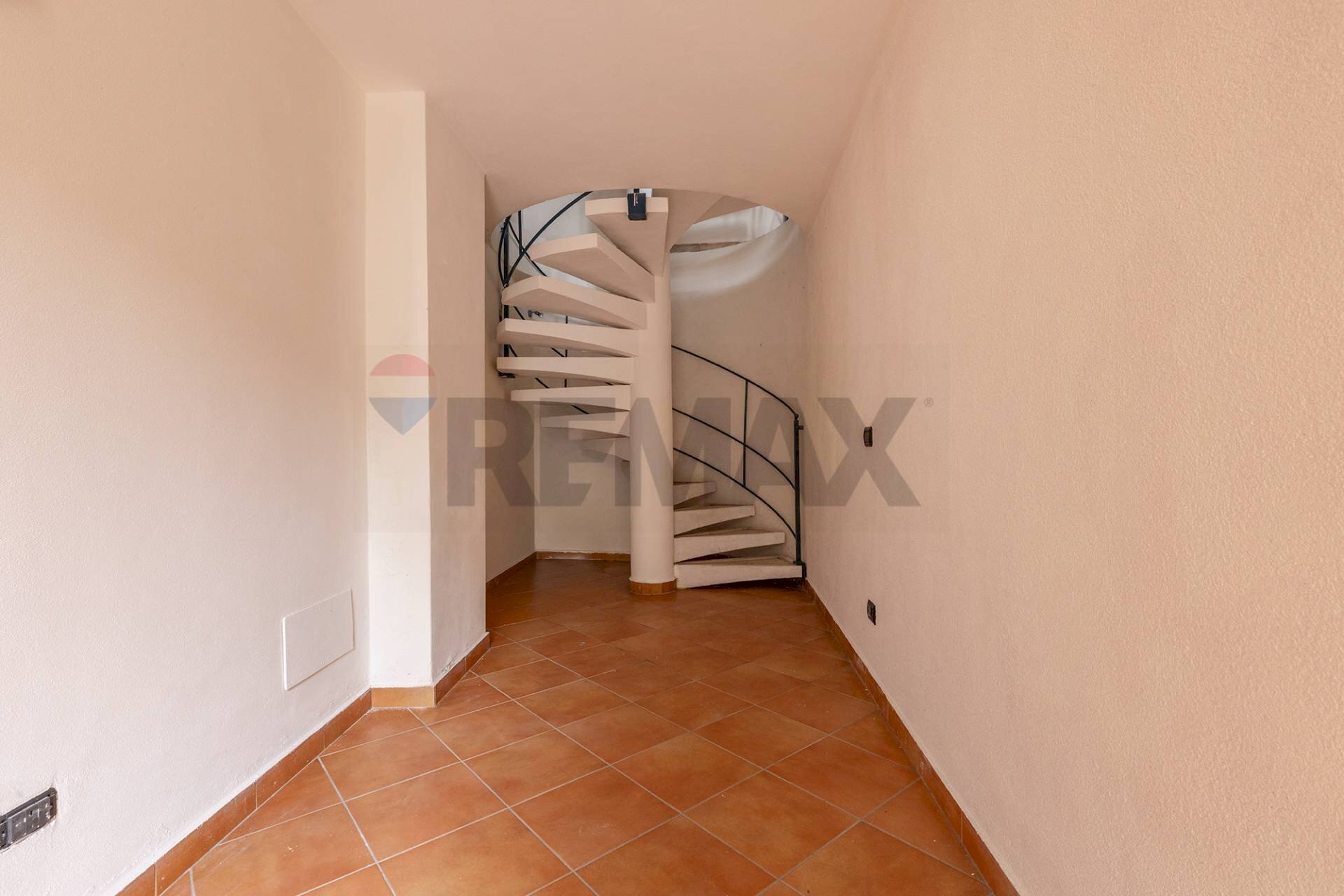 Scale - Casa indipendente Via Cavour
190, Cislago - foto 3