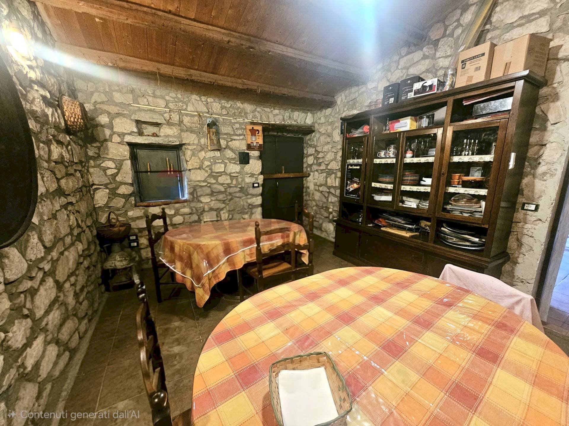 Cantina - Rustic s.s. 514 rg-ct
 
km 8, 400, Chiaramonte Gulfi - photo 1