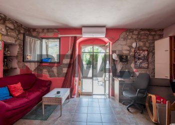 Soggiorno - Rustico s.s. 514 rg-ct
 
km 8, 400, Chiaramonte Gulfi - foto 36