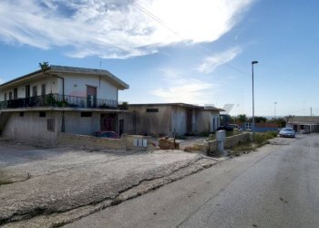 Casa all\'aperto - Independent house località berdia  vecchia
 
snc, Vittoria - photo 5