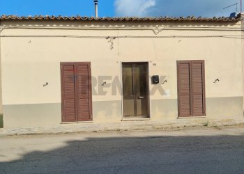 Casa all\'aperto - Casa indipendente Contrada Mortilla/Quaglio
 
123, Chiaramonte Gulfi - foto 2