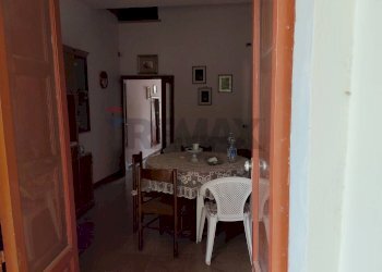 Sala da pranzo - Casa indipendente Contrada Mortilla/Quaglio
 
123, Chiaramonte Gulfi - foto 12