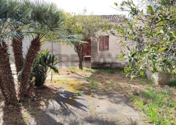 Giardino - Casa indipendente Contrada Mortilla/Quaglio
 
123, Chiaramonte Gulfi - foto 1