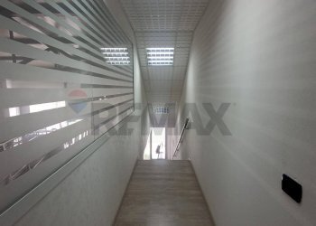 Hall / corridoio - Capannone via delle  cave
 
snc, Comiso - foto 7