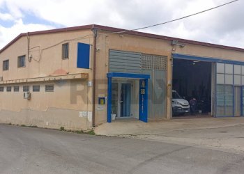 Edificio all\'aperto - Capannone via delle  cave
 
snc, Comiso - foto 23