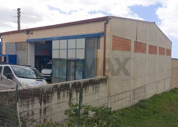 Casa all\'aperto - Capannone via delle  cave
 
snc, Comiso - foto 25