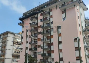 Edificio all\'aperto - Appartamento viale delle Magnolie
 
58, Palermo - foto 2