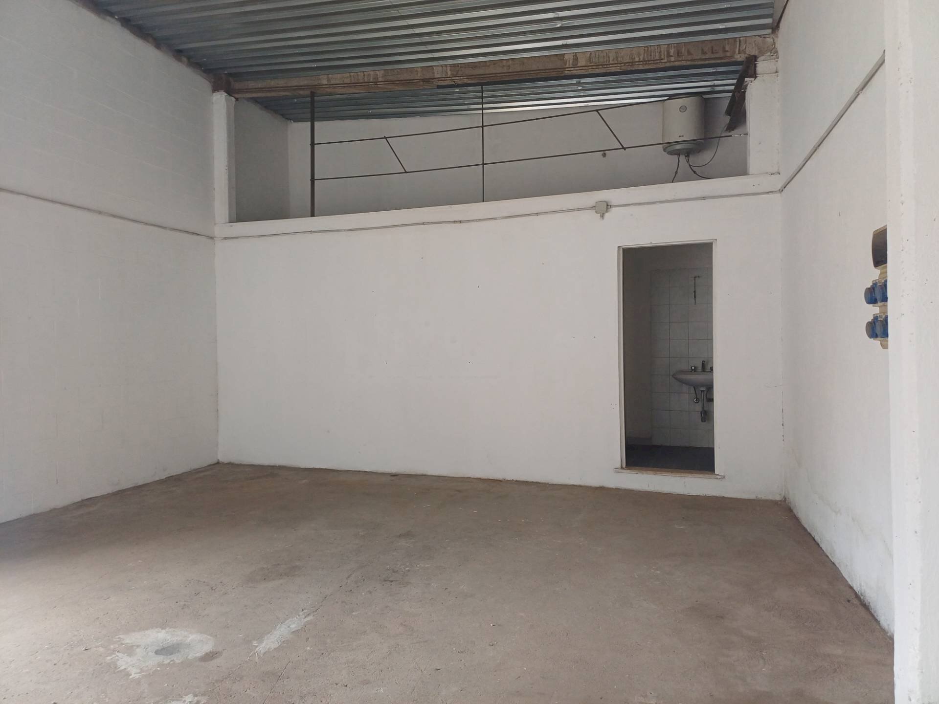 Foto 2 - Attività Commerciale via statale abetone
 
-, San Giuliano Terme - foto 2