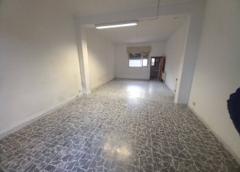 Foto 2 - Attività Commerciale Via Aldo Moro
 
2, Crespina Lorenzana - foto 2