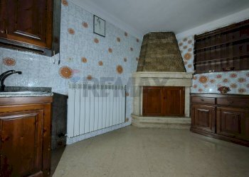 Cucina - Casa indipendente Via Dante Alighieri
 
26, San Pietro Vernotico - foto 5