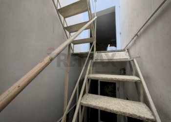 Scale - Casa indipendente Via Dante Alighieri
 
26, San Pietro Vernotico - foto 17