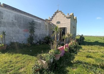 Giardino - Villa Via Per Colemi
 
snc, Brindisi - foto 6