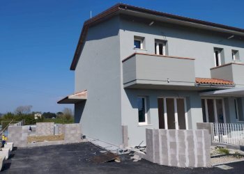 Foto 1 - Casa indipendente Via G. Deledda
1, Castelfranco di Sotto - foto 1