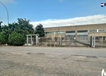 Edificio all\'aperto - Shed del progresso
 
3, Pieve Emanuele - photo 6