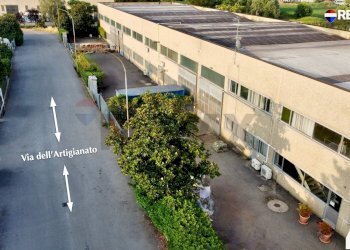 Edificio all\'aperto - Shed del progresso
 
3, Pieve Emanuele - photo 13