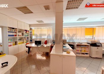 Ufficio - Shed del progresso
 
3, Pieve Emanuele - photo 48