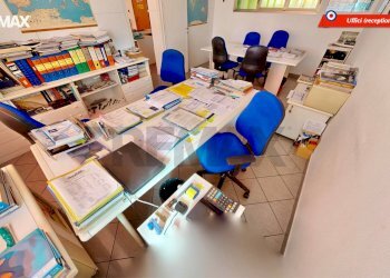 Camera / camera da letto - Shed del progresso
 
3, Pieve Emanuele - photo 53