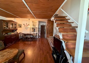 Scale - Semi-detached Villa Località Campitello, San Massimo - photo 14