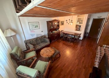 Sala da pranzo - Semi-detached Villa Località Campitello, San Massimo - photo 15