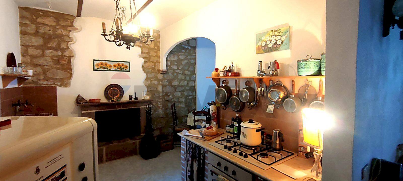 Cucina - Casa indipendente Via Adriatica
 
12, San Felice del Molise - foto 3