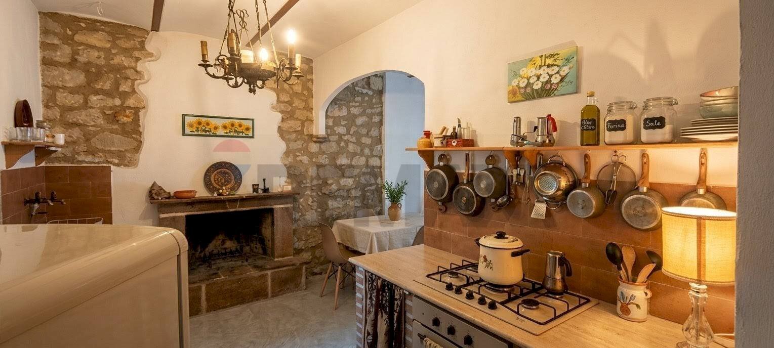 Cucina - Casa indipendente Via Adriatica
 
12, San Felice del Molise - foto 1