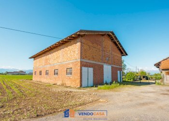 Magazzino Centallo - foto 1