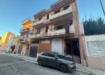 Edificio all\'aperto - One-room apartment Via Giuseppe Pitrè
 
19, Terrasini - photo 2