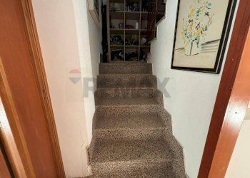 Scale - Villa a Schiera Carini - foto 22