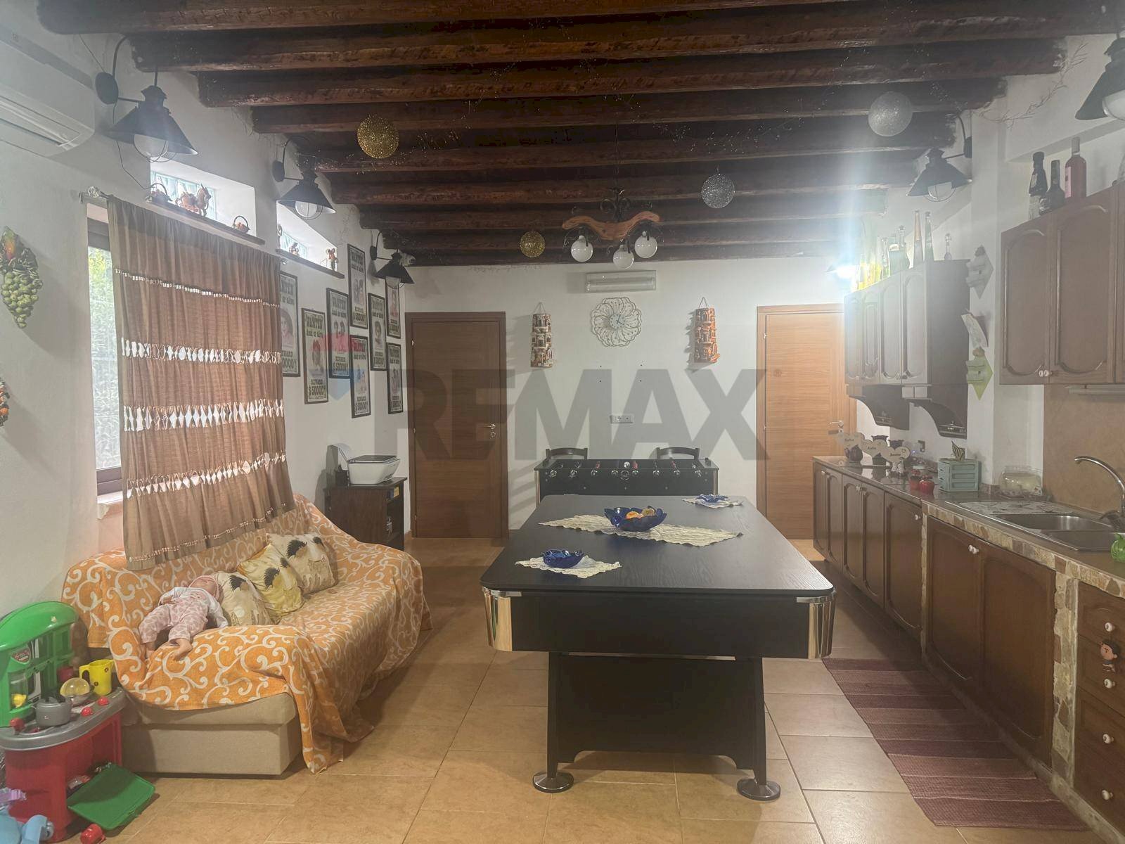 Soggiorno - Villa Vai Nettuno
 
58, Carini - foto 2