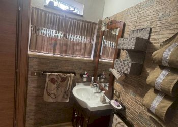 Bagno - Villa Vai Nettuno
 
58, Carini - foto 3