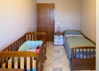 Camera / camera da letto - Casa indipendente C/da Valli
 
snc, Cerisano - foto 18