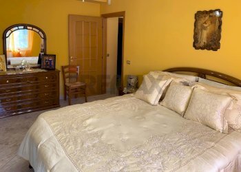 Camera / camera da letto - Casa indipendente C/da Valli
 
snc, Cerisano - foto 40