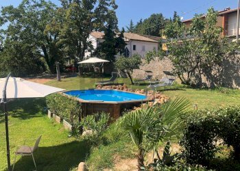 Piscina - Trilocale Caprino Veronese - foto 1