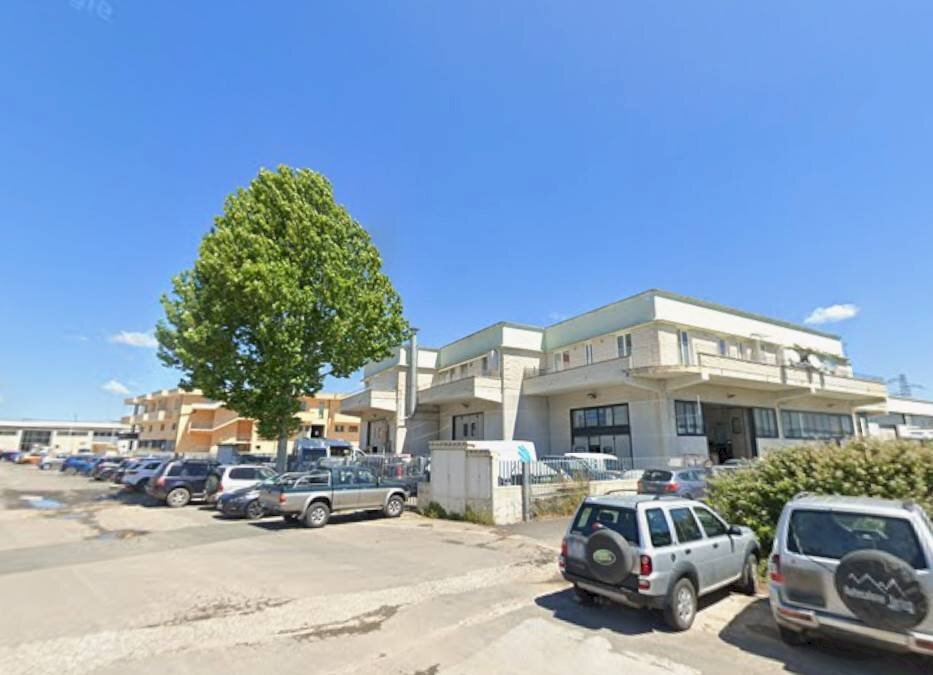 Foto 1 - Capannone Via dell'Elettronica
 
81-87, Follonica - foto 1