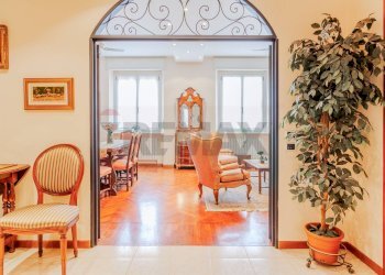 Sala da pranzo - Three-room apartment Viale Fulvio Testi
 
86, Milano - photo 4