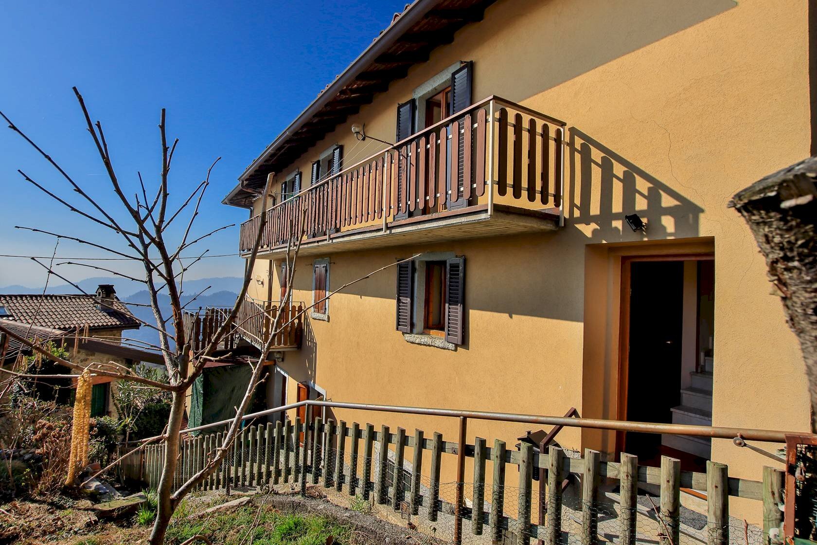 ESTERNA - Trilocale Albenza via Camutaglio
 
15, Almenno San Bartolomeo - foto 1