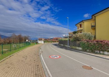 ESTERNA - Bilocale Via Dordo
 
5, Bonate Sopra - foto 17