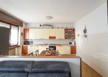 Foto 9 - Casa indipendente DANTE ALIGHIERI
 
8, Lurano - foto 9