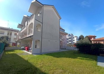 Foto 1 - Trilocale Via Persiutti
 
6, Fano - foto 1