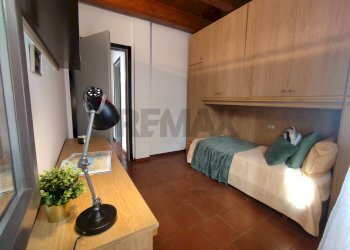 Camera / camera da letto - Three-room apartment frazione girola, Blevio - photo 18